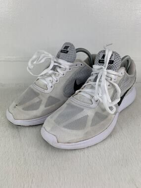 Nike Revolution 3 Women’s Running Shoes White Black Sz 9 819303-102